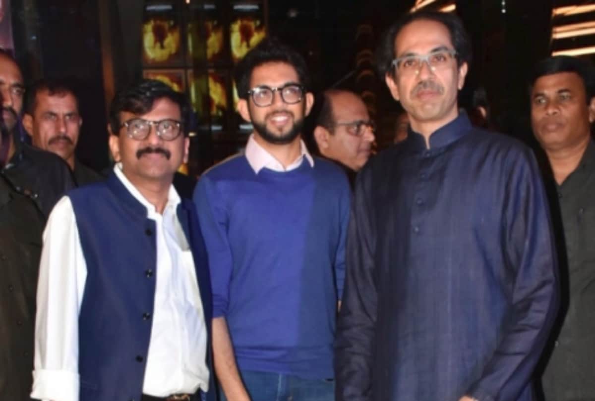 Uddhav Thackeray to Nawazuddin Siddiqui these bollywood actor reached Thackeray Special screening
