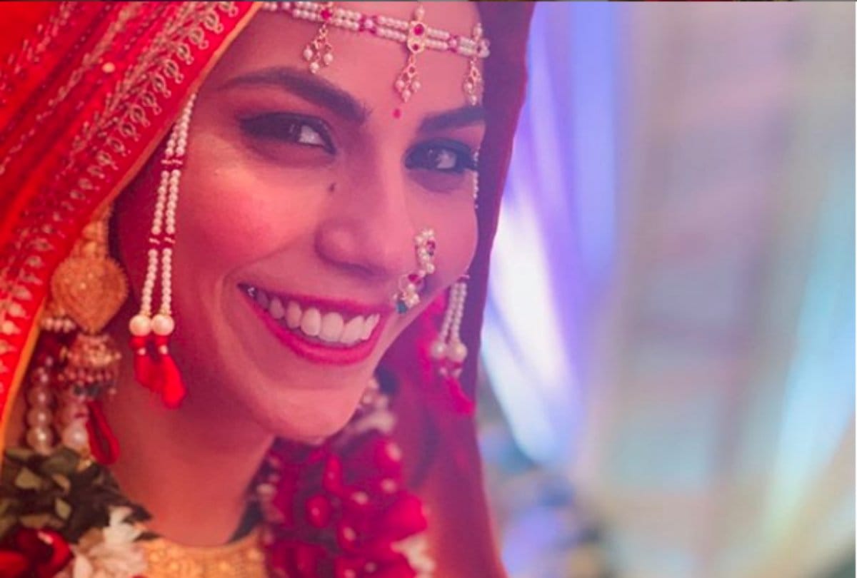 prateik babbar and sanya sagar get married look at the beautiful photos