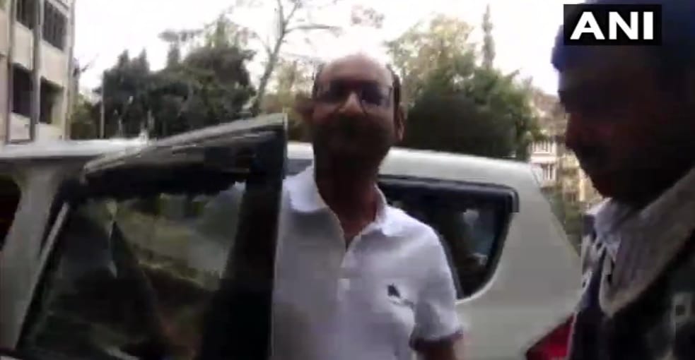 CBI arrests Srikanta Mohta from kolkata close to Mamta