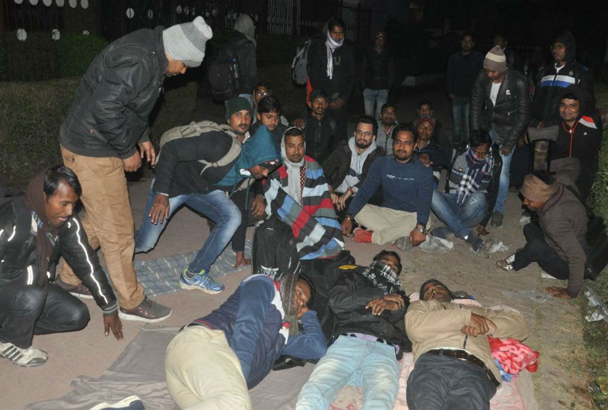 bed students protest against dr bhim rao ambedkar university agra