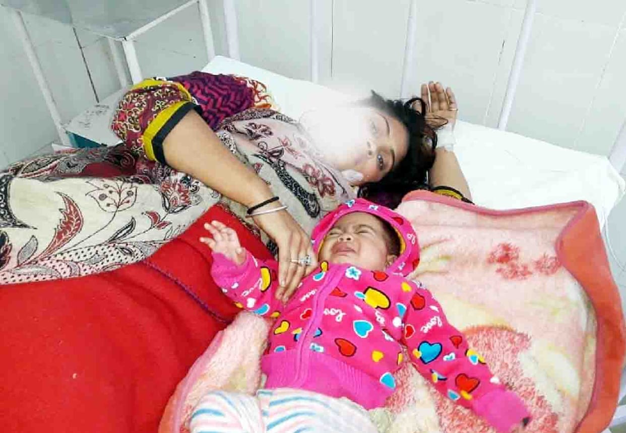 Husband throw acid over wife