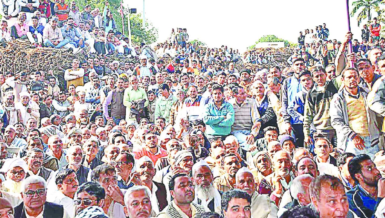 Restrained respiratory administration of the crowd