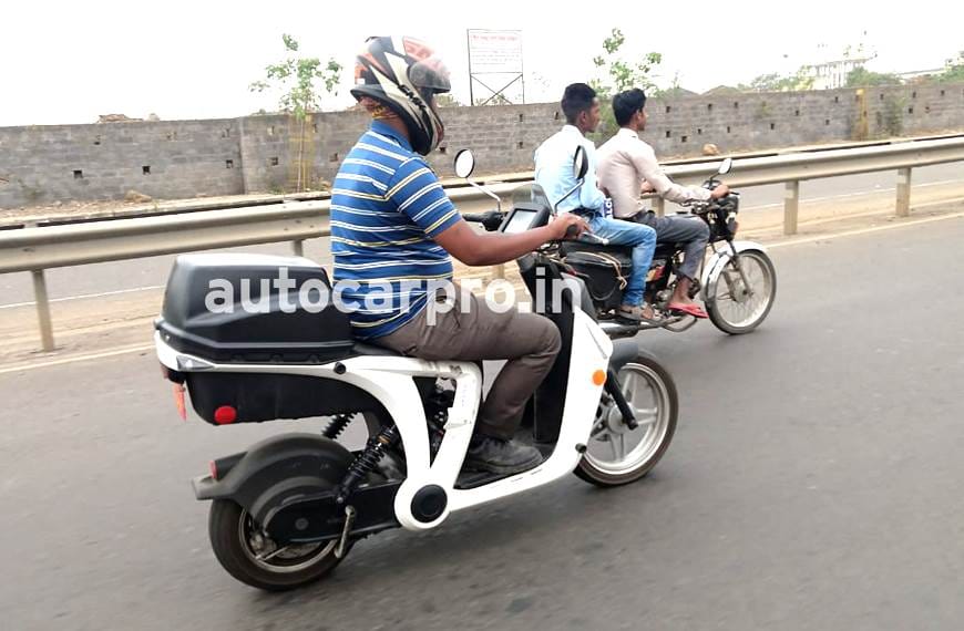 Mahindra GenZe 2.0 electric scooter spied pictures leaked during testing in India