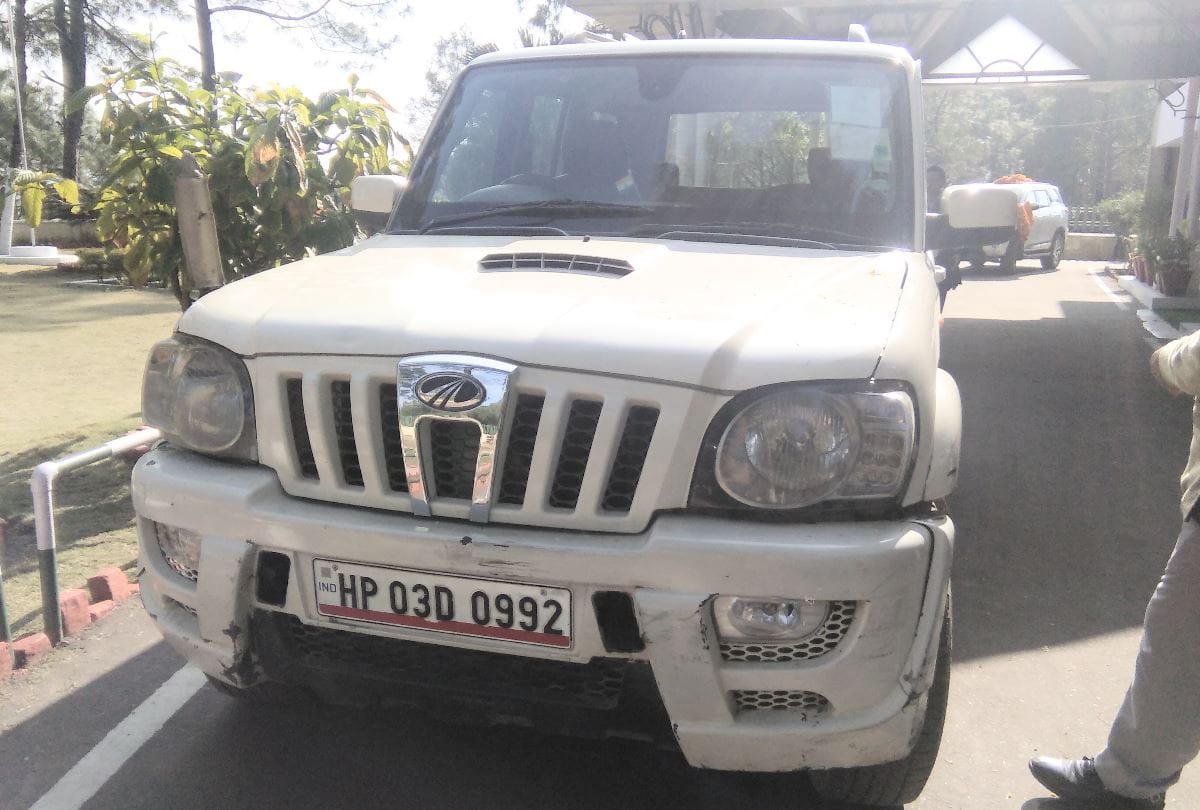 Challan of Himachal congress president Kuldeep Rathore car by Hamirpur Police