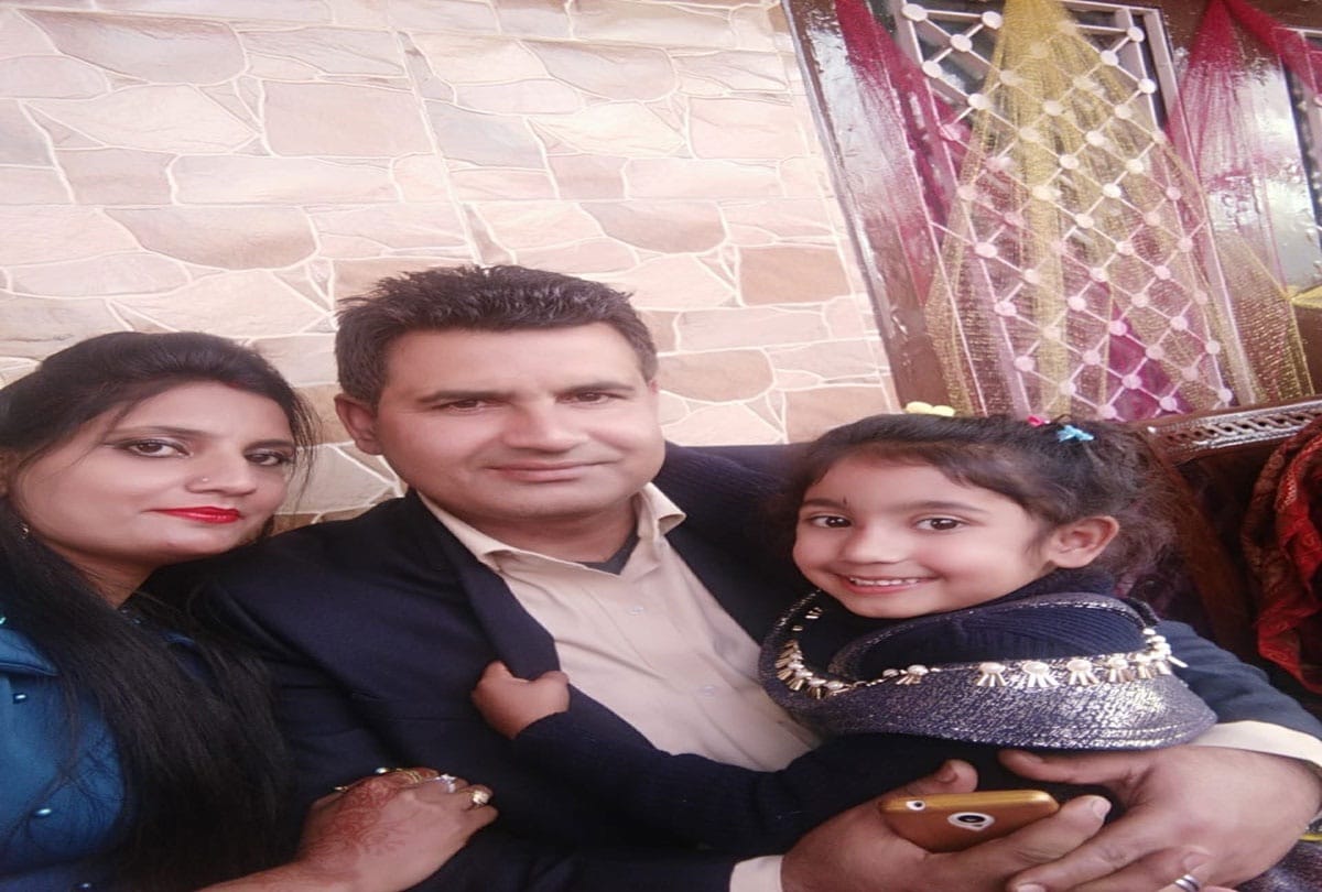 national girls day share selfie with daughter at karyasthal par betiyan in jammu kashmir