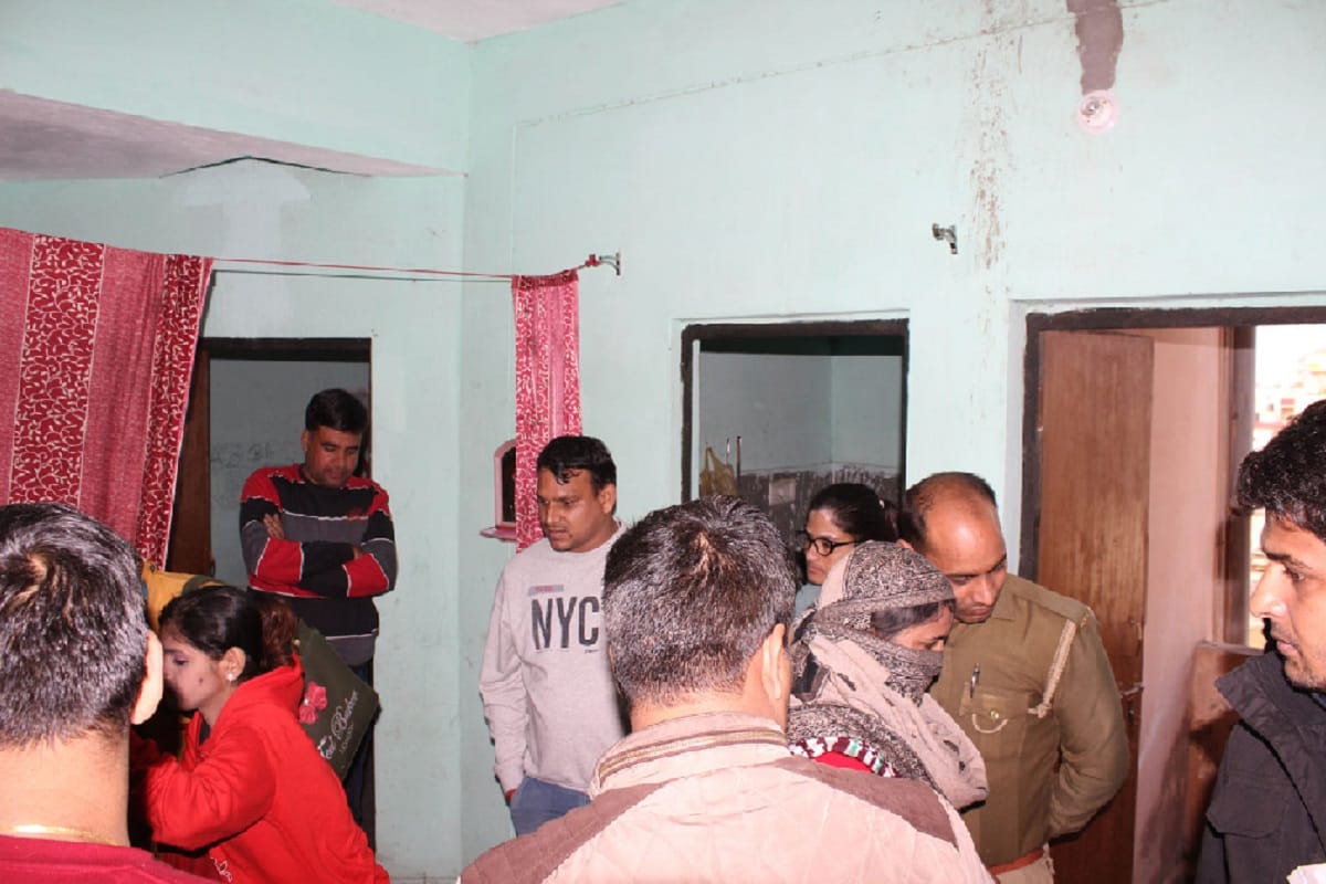 Sex racket busted in Meerut and arrested five accused including three women