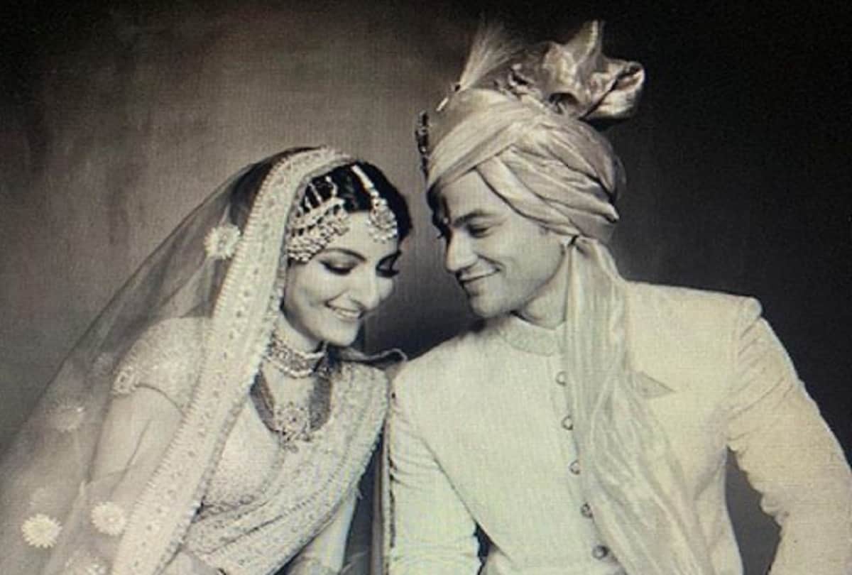 Kunal Khemu and Soha Ali Khan Celebrating Their Wedding Anniversary Here is The Royal Wedding Album