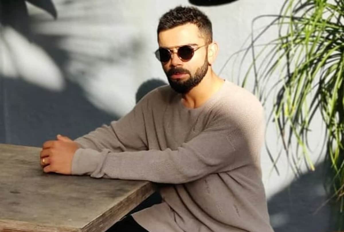 anushka sharma and virat kohli sharing each other pictures on instagram