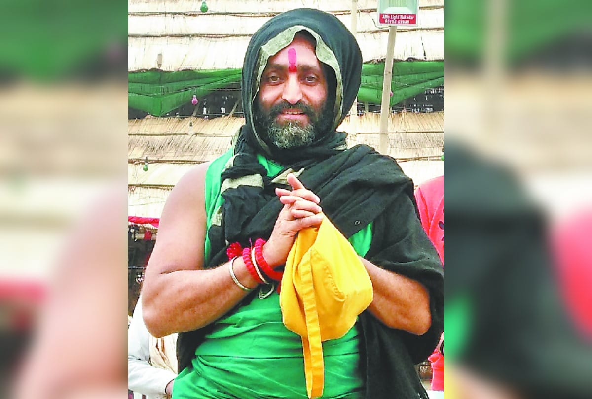 Shat Kundi Mahayagya with pictures of martyrs in Maha kumbh Mela 2019 prayagraj
