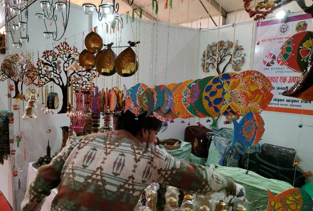 Prisoners handmade accessories are being sold at Maha Kumbh Mela 2019