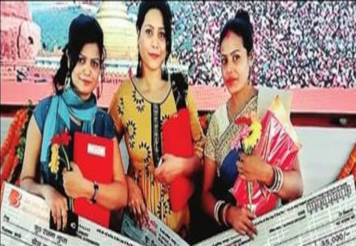 Three sisters again illuminated Kanpur name