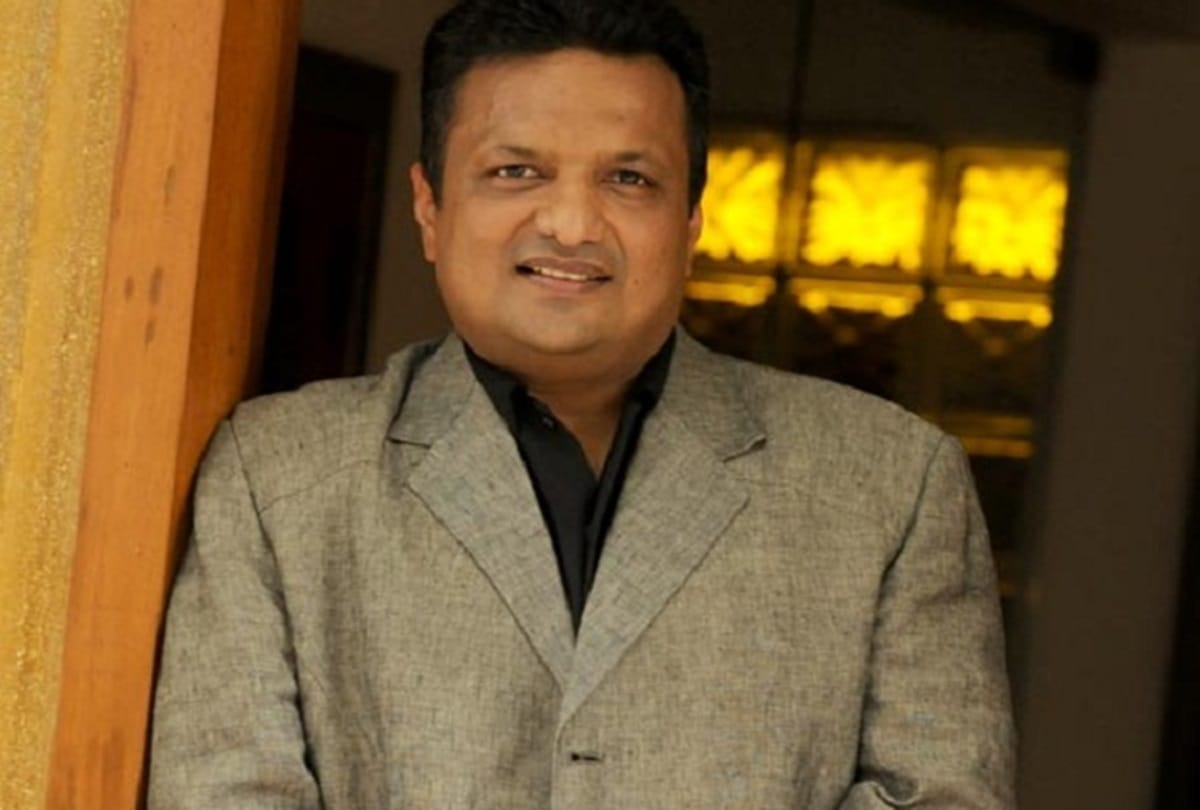 Sanjay Gupta Recalls how Indian Police Force actor Vivek Oberoi Backed out of Shootout at Wadala