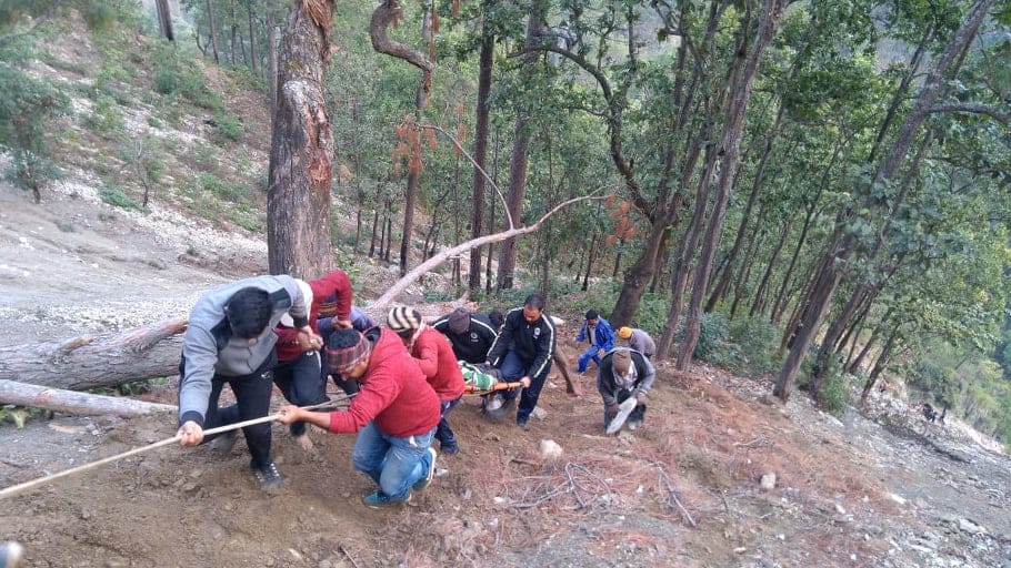 pick up vehicle fell in gorge at champawat