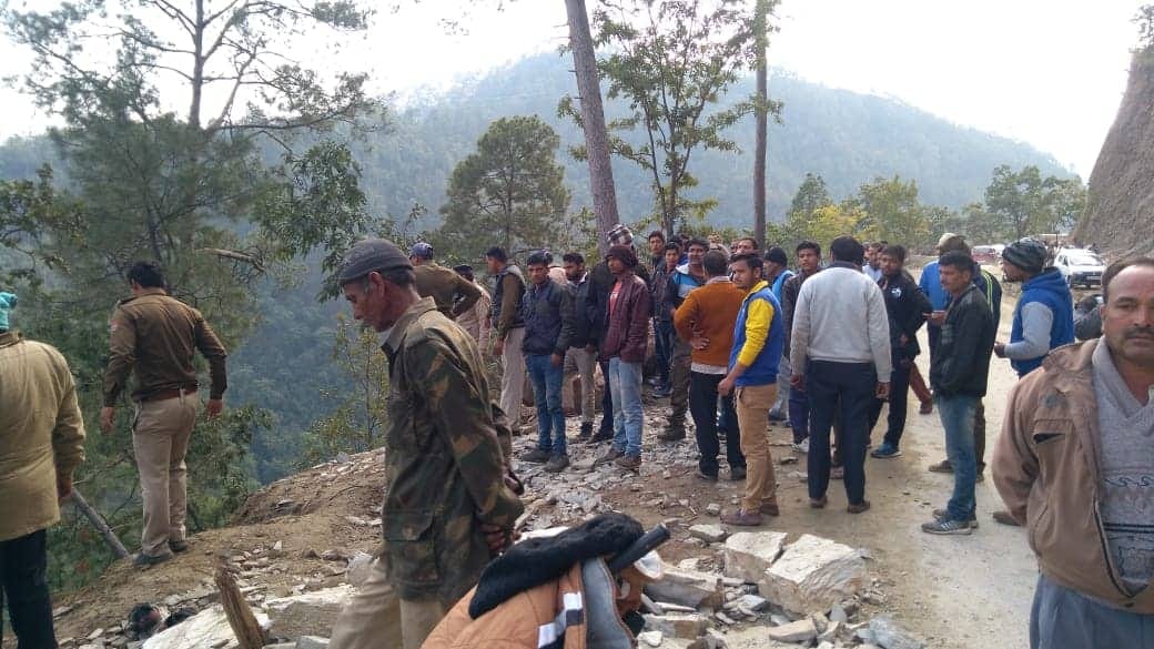 big fact of pick up vehicle fell in gorge at champawat