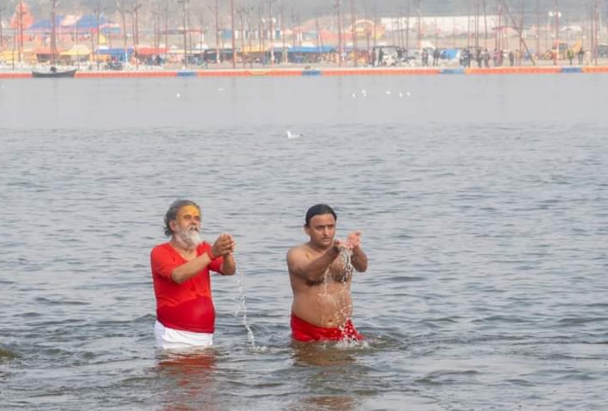 kumbh 2019 Ex cm akhilesh yadav visit in kumbh mela prayagraj