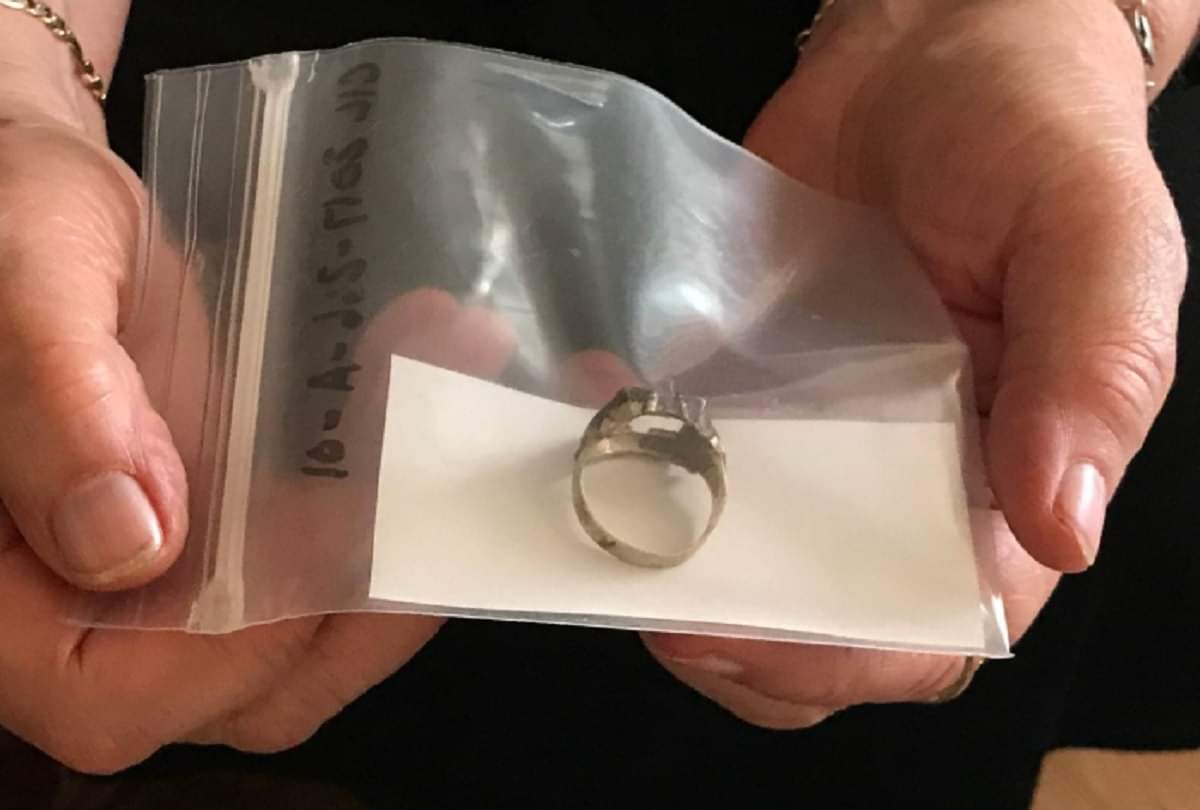 world war 2 pilot Lawrence E. Dickson gold ring and remains found in Austria after 73 years