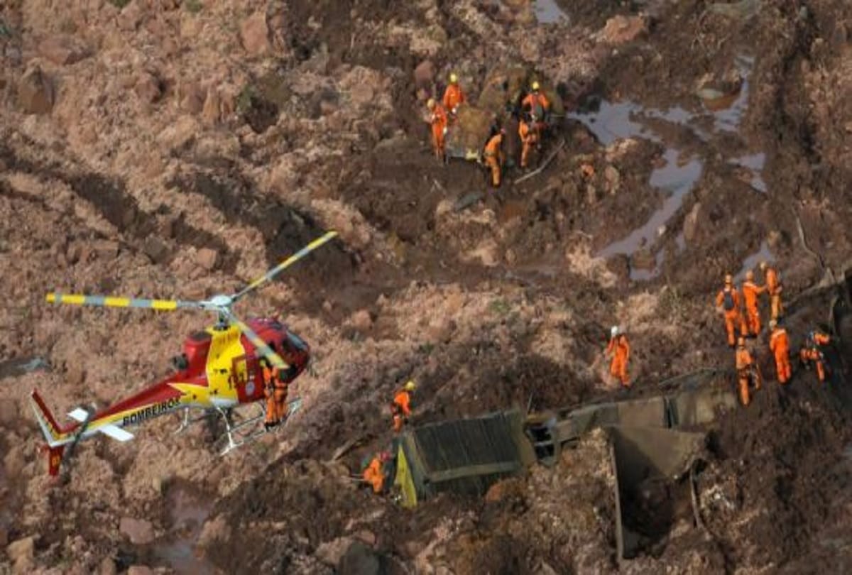 Brazil dam collapse, 11 killed and 296 people are missing