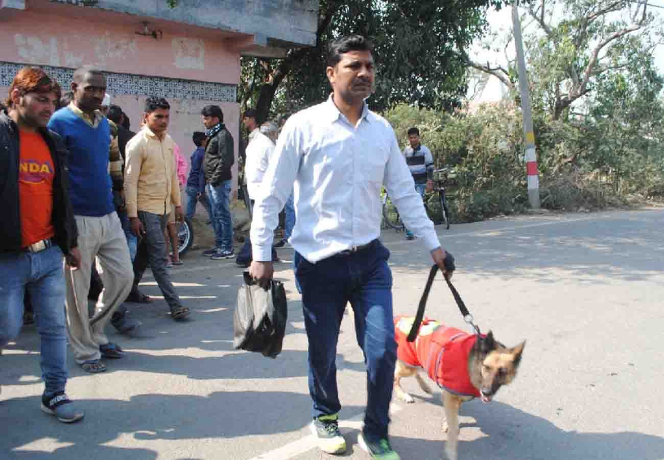 sister murder her younger sister in etawah
