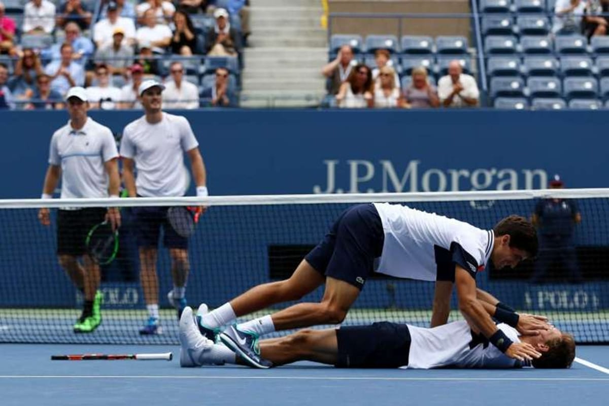 australian open frenchmen pierre herbert and nicolas mahut win doubles title