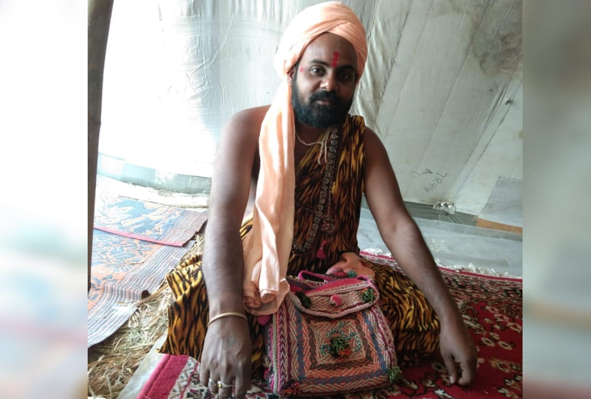 Kumbh 2019 Sadhu big fan of Bollywood actor Amitabh bachchan in prayagraj
