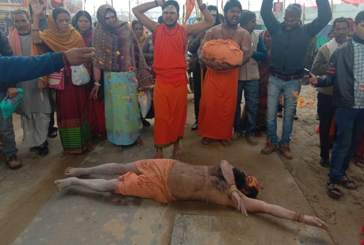 kumbh 2019 mauni baba take sankalp for make Ram mandir in kumbh mela prayagraj