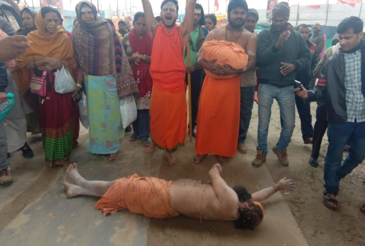 kumbh 2019 mauni baba take sankalp for make Ram mandir in kumbh mela prayagraj