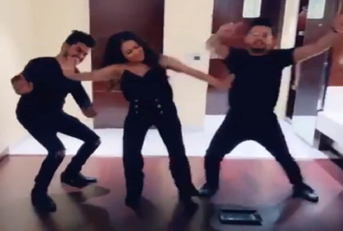 After breakup with Himansh Kohli Neha Kakkar dance video viral on instagram