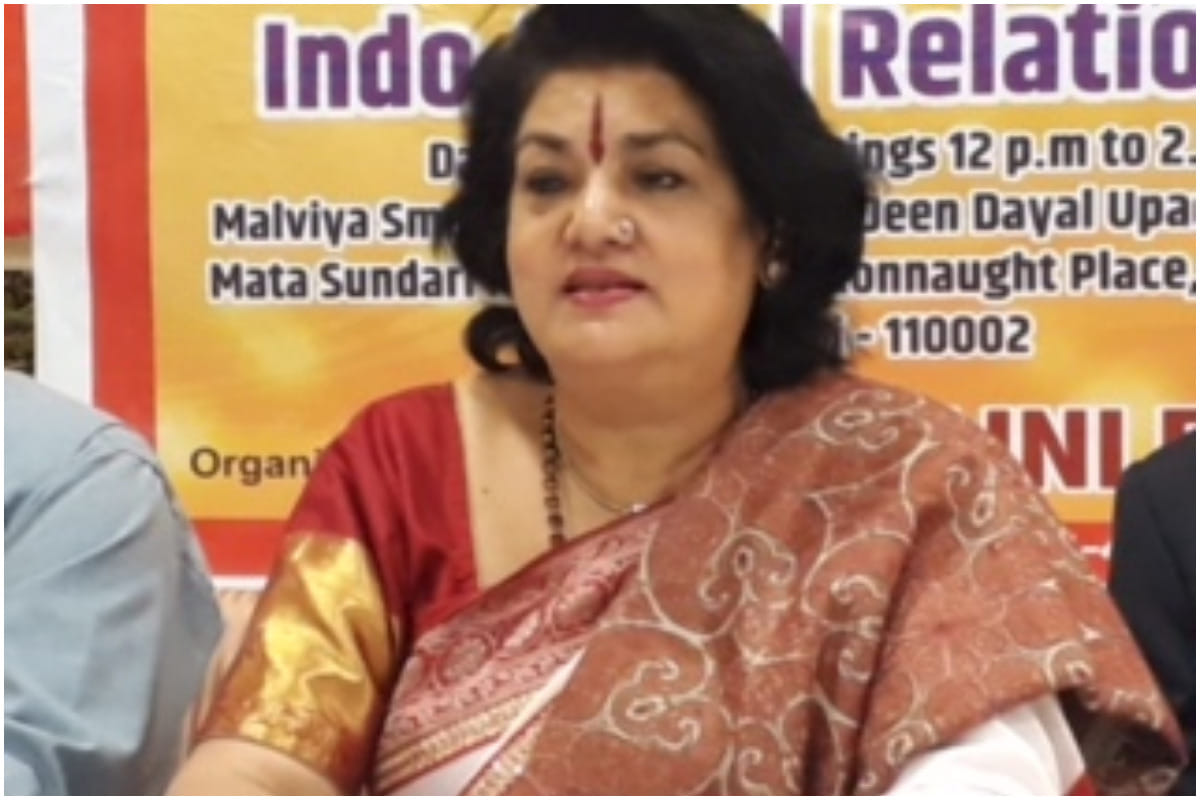 Queen of nepal said in kashi, china wants to trap to nepal, India should help