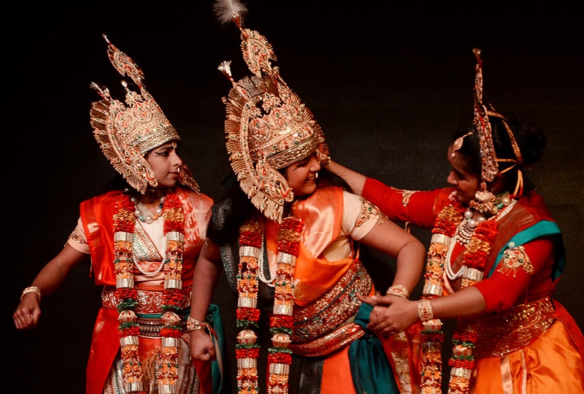 Kumbh 2019:Chitrakoot dance drama by roopvani artist, see photos