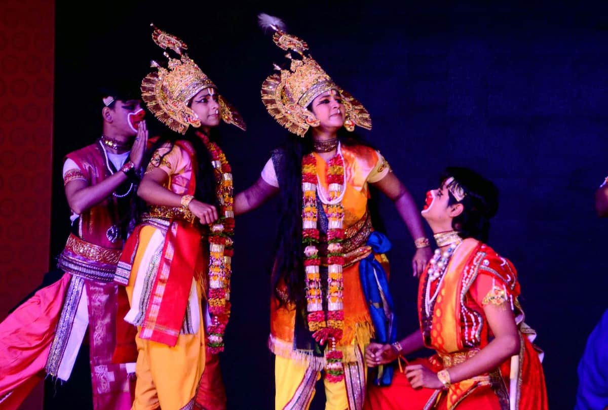 Kumbh Rashi Facts Which Business Or Job Is Suitable For Aquarius Zodiac Sign In Hindi