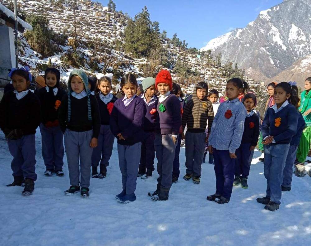 republic day celebration in uttarakhand during the snowfall