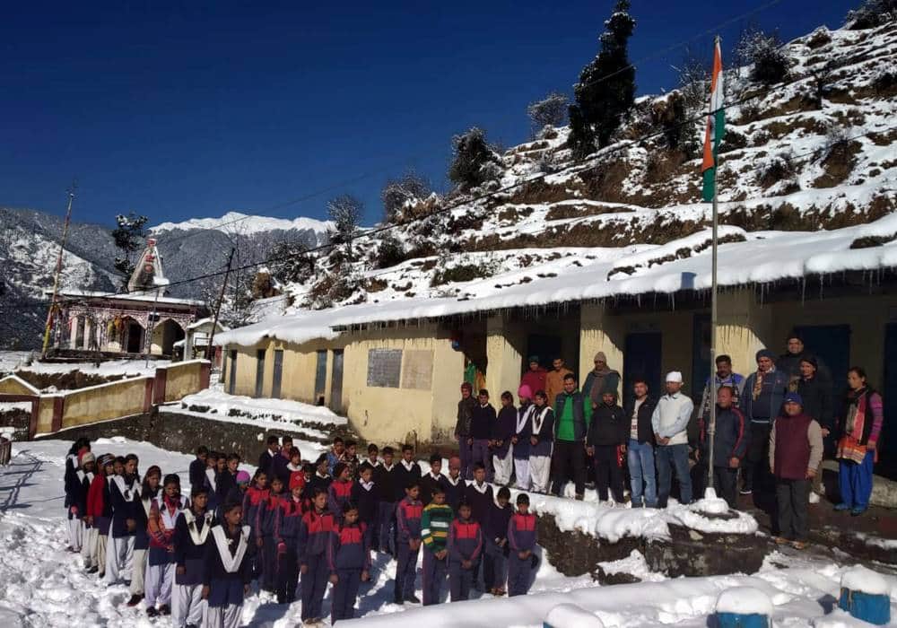 republic day celebration in uttarakhand during the snowfall