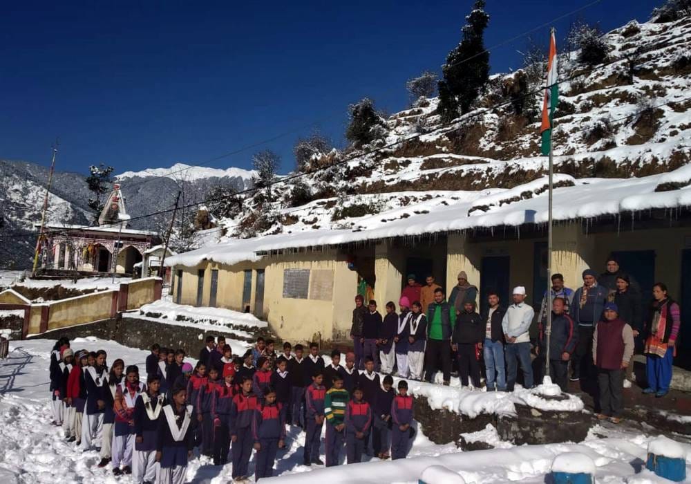 republic day celebration in uttarakhand during the snowfall