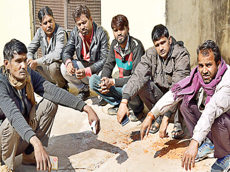 Youth dies in accident in hamirpur