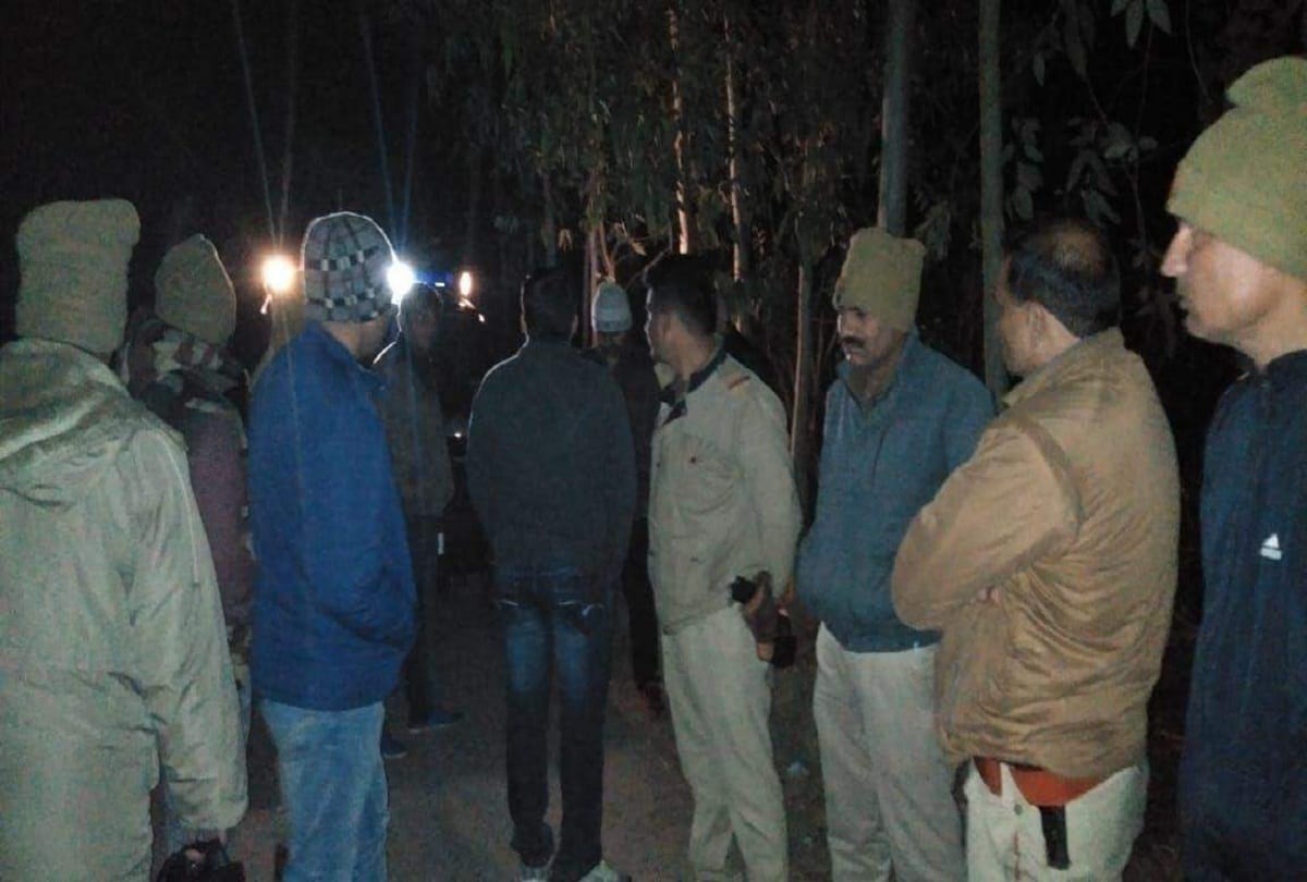 constable harsh chaudhary killed by history sheeter Shiv Avtar Yadav in amroha