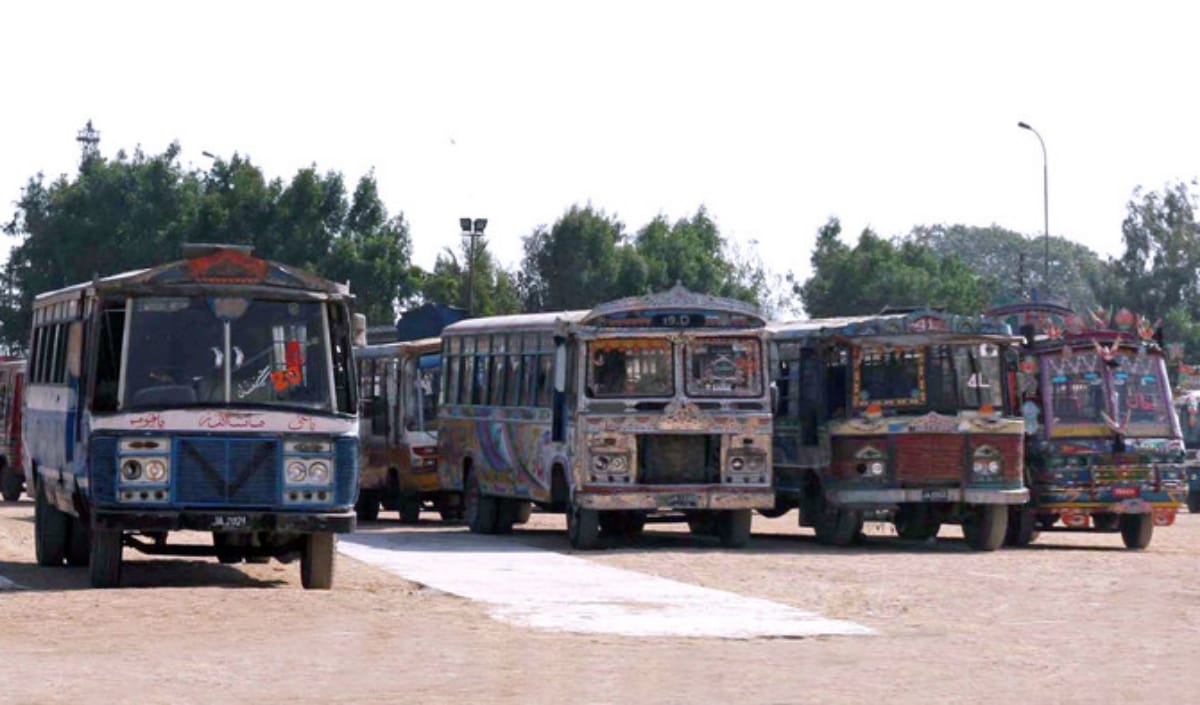 Pakistan going to start buses with cow dung instead of petrol diesel to fight back pollution