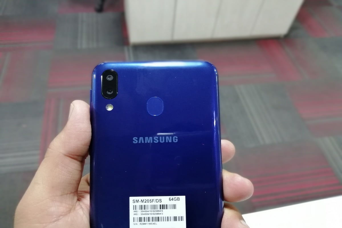Galaxy M20