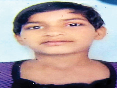 Sister breaks into small stroke after breaking mobile in Etawah