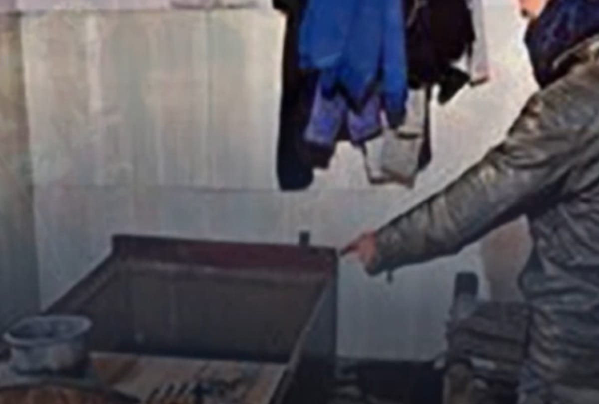 cab driver killed wife kept her body in cab owner bed box owner unaware of live for 5 days with it