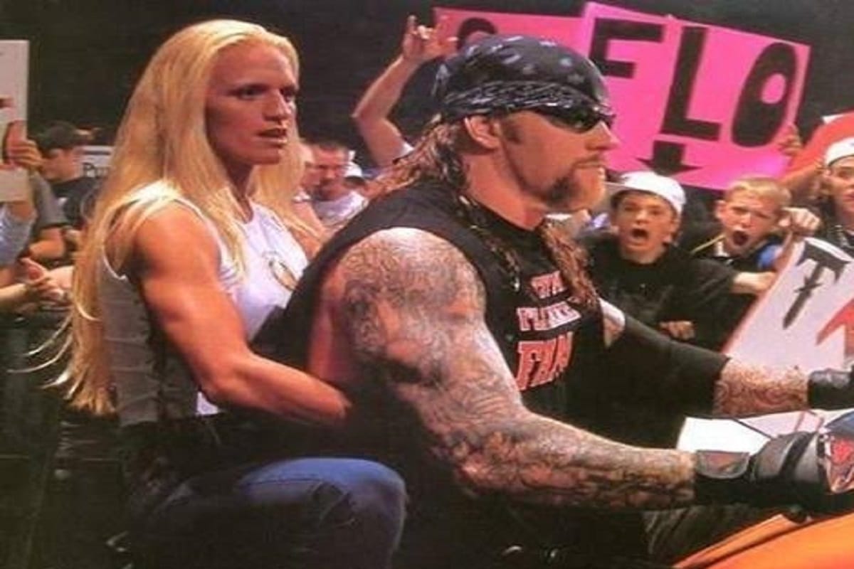 undertaker wife is so pretty and beautifull