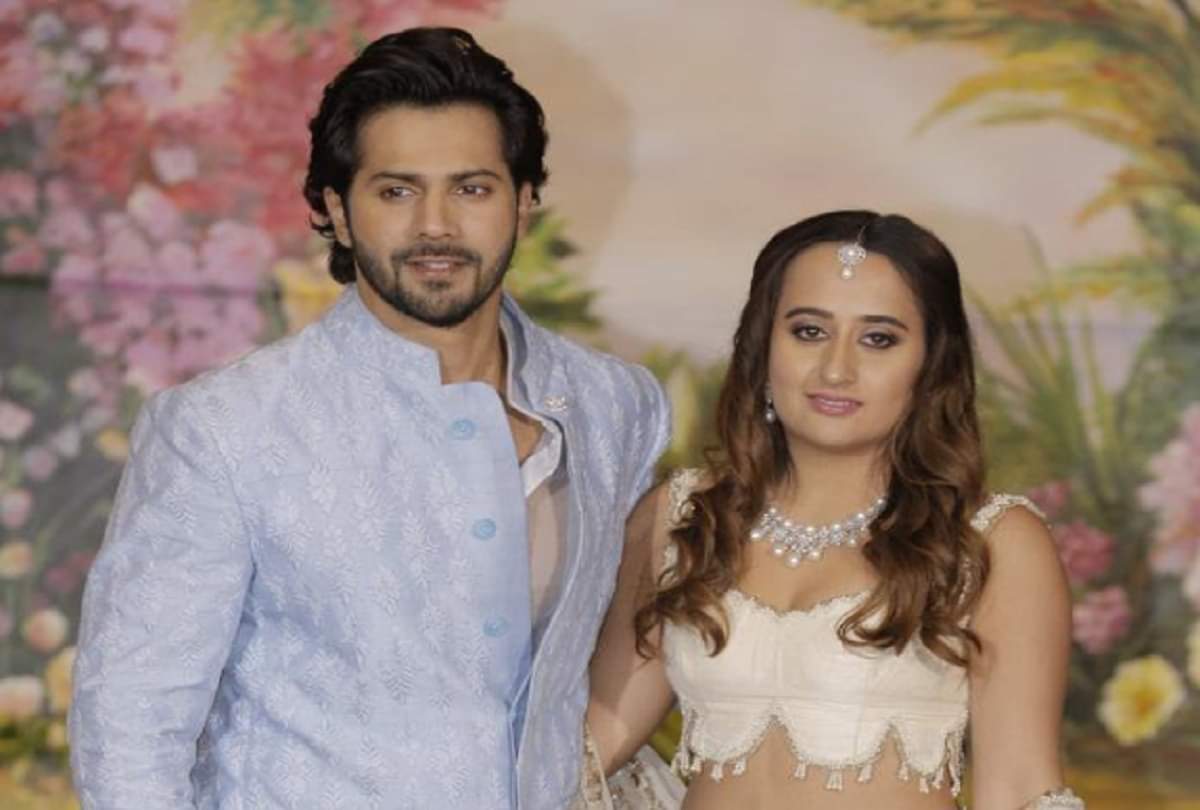 Varun Dhawan car meets with a minor accident on the way to Alibaug no one suffered injuries