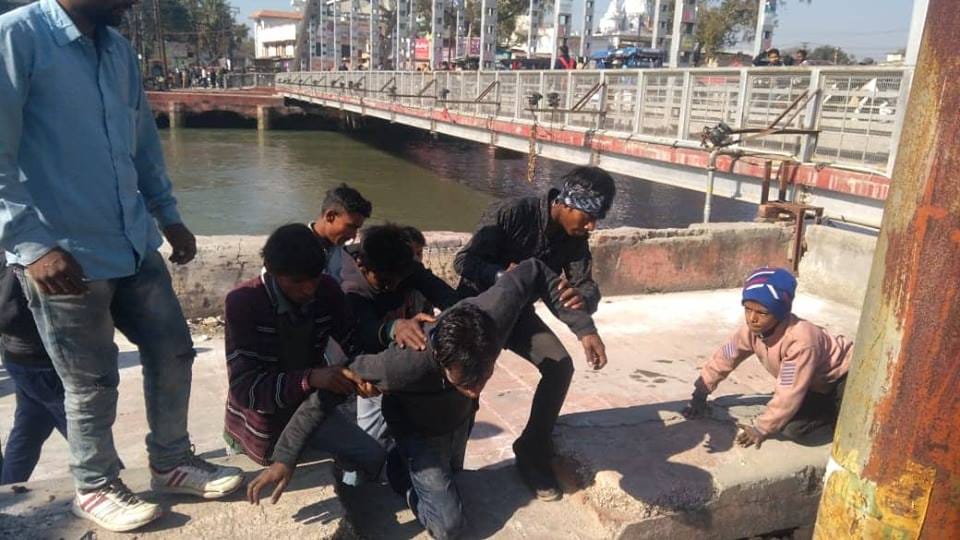 Two children saved drowning youth life in roorkee