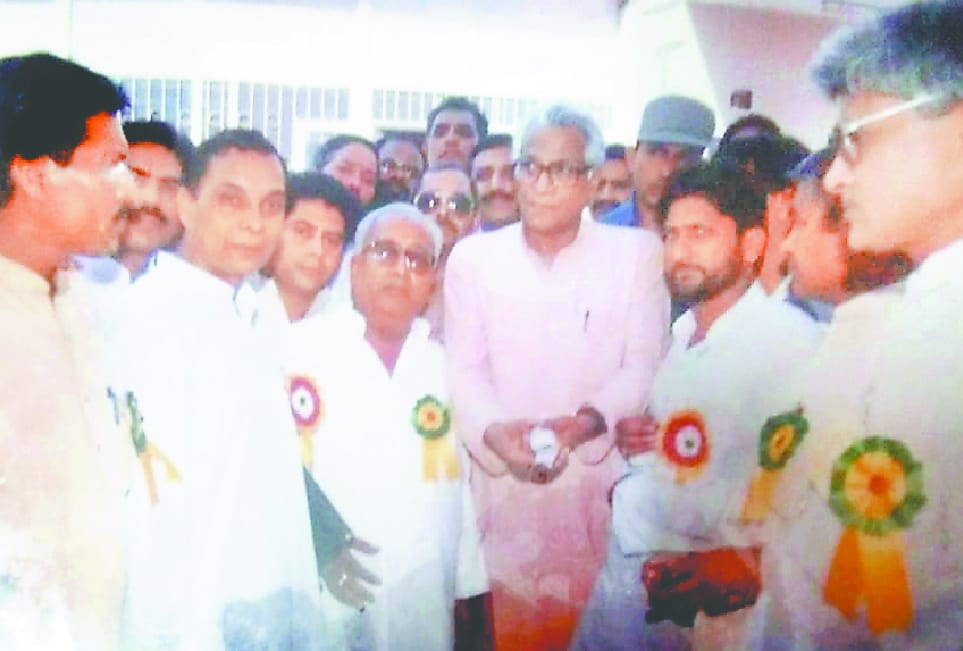 George Fernandes funeral he provided snow scooter to soldiers in kargil