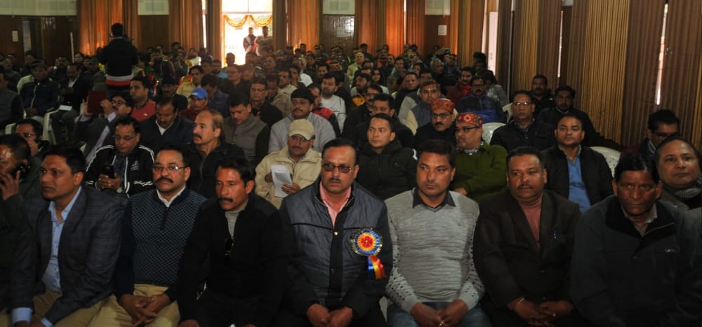 bjp leader harak singh rawat praised rahul gandhi
