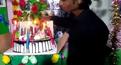 Boy gave warning to his parents for marrying to girl in jaunpur
