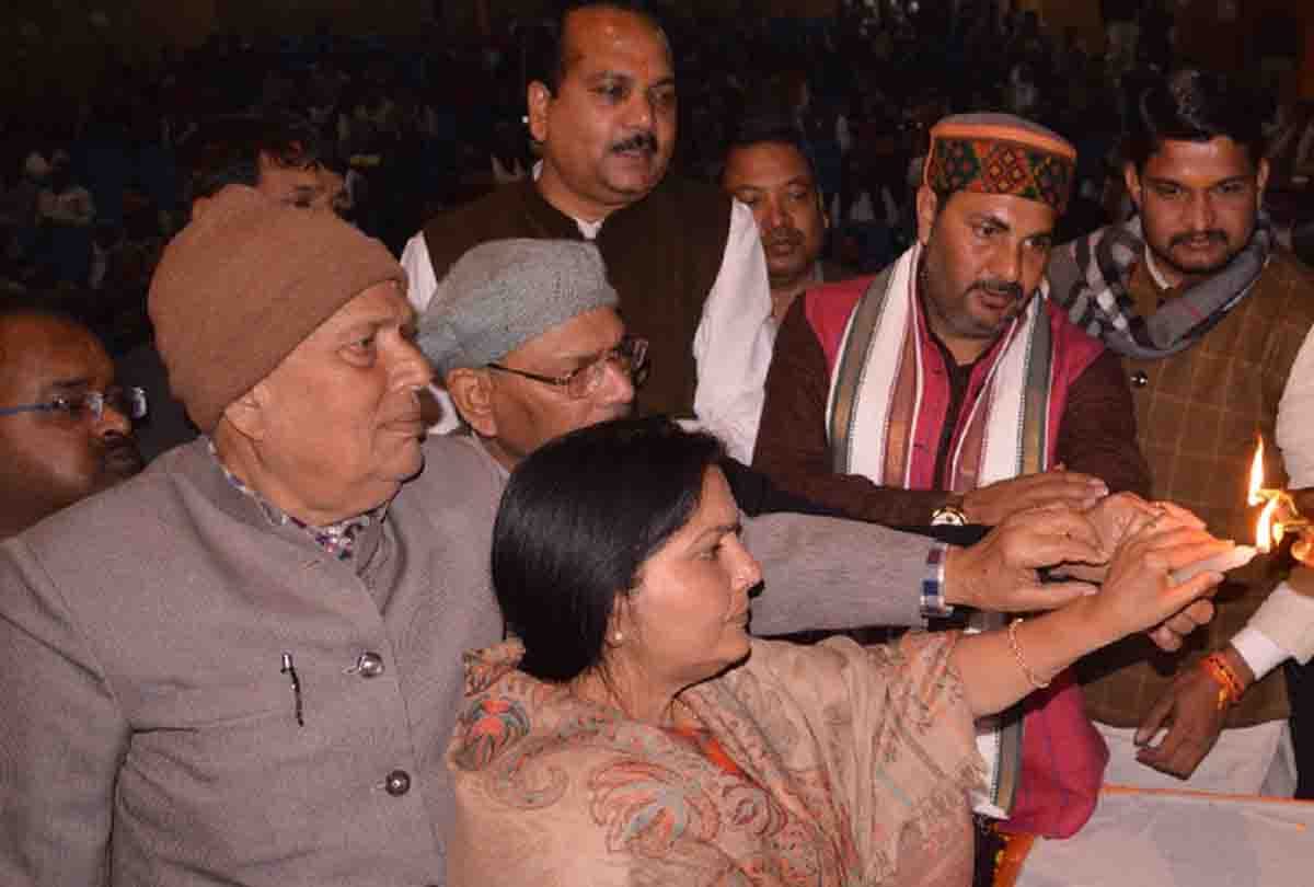 bjp state minister statement about sp and bsp