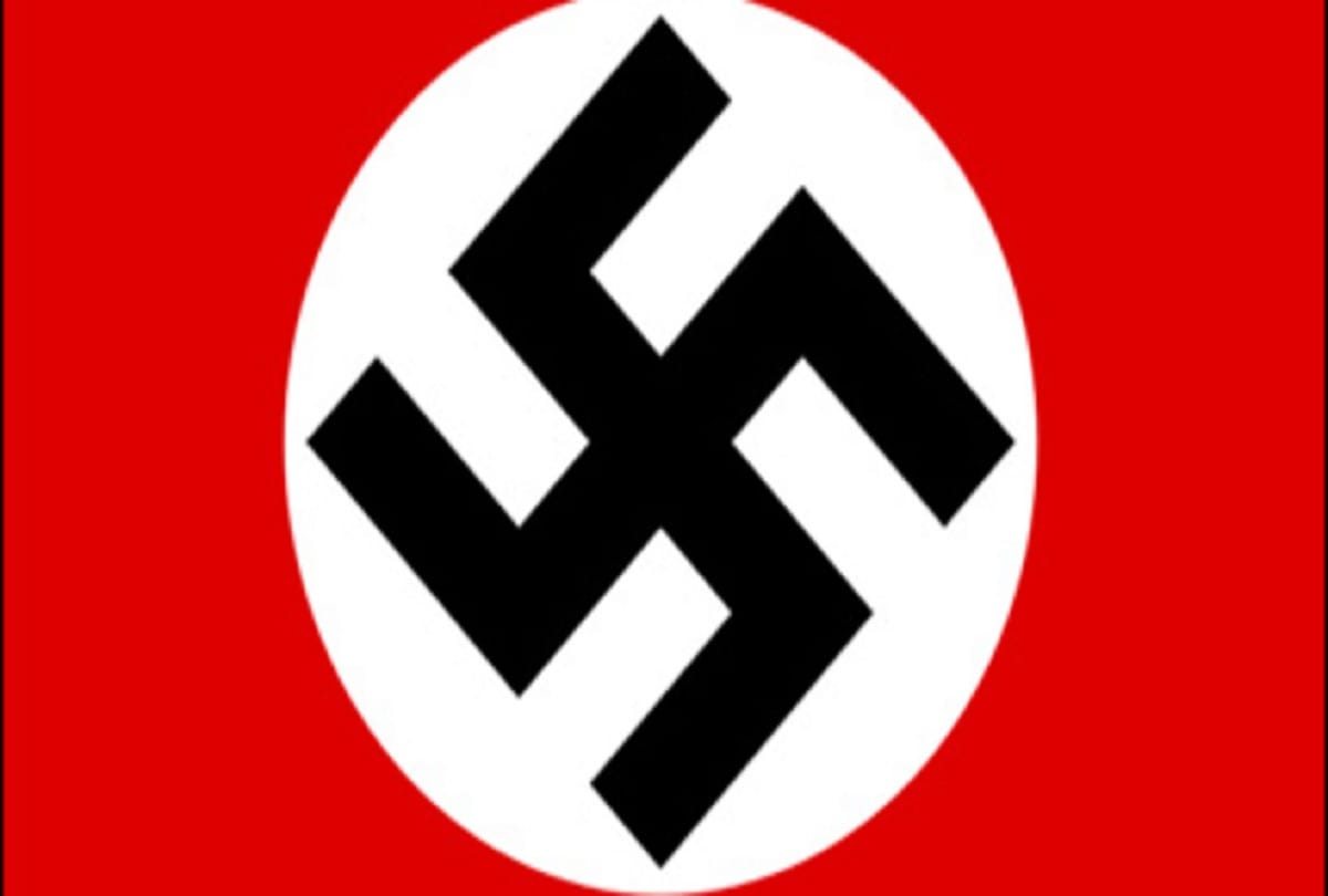 Singer apologizes for presentation on wearing Nazis symbols