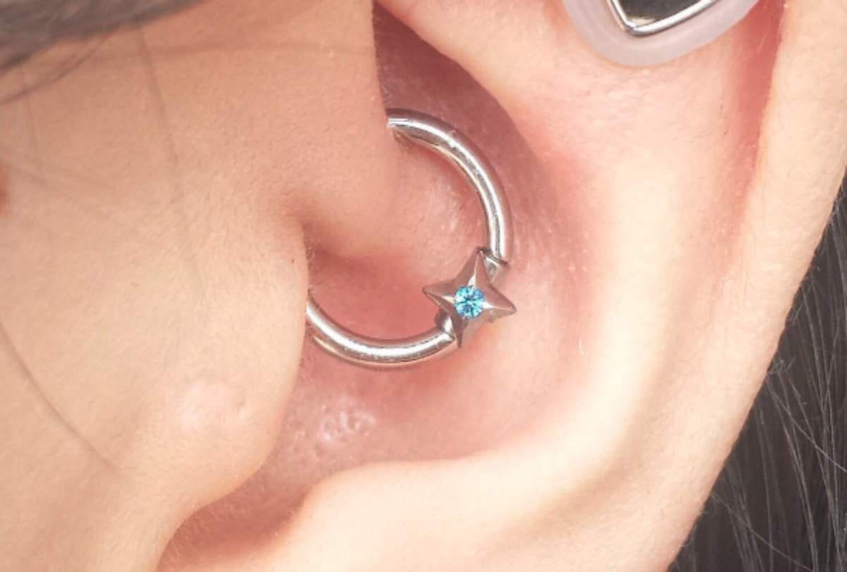 know the benefits of earpearsing