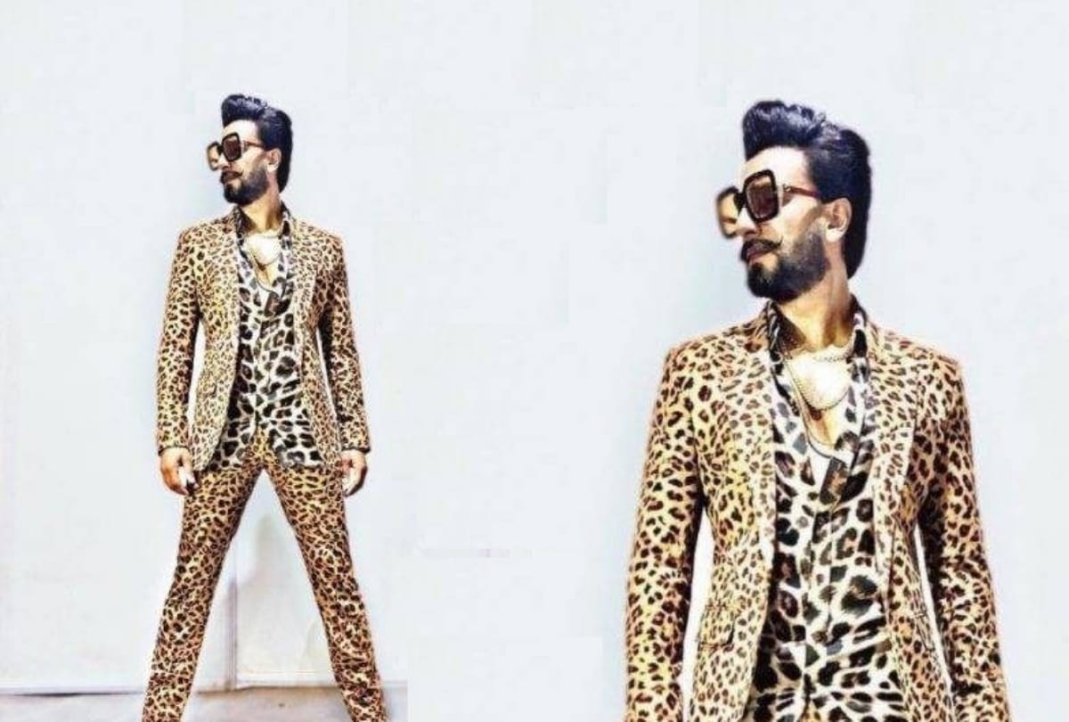 Ranveer Singh troll on social media for leopard print suit at Umang 2019