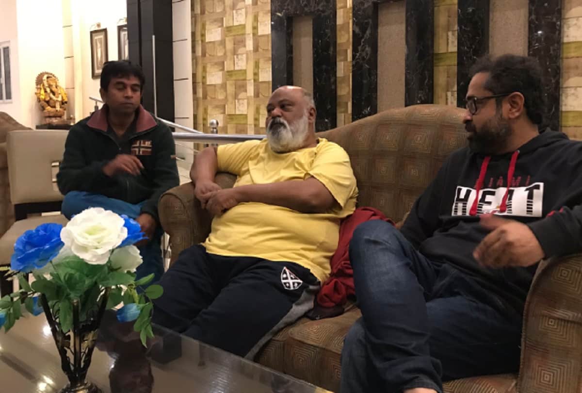 Jolly LLB 2 actor Saurabh Shukla mother died Viineet Kumar Singh shared news on twitter